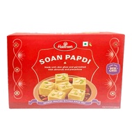 Haldiram's SOAN PAPDI - Made with Desi Ghee & Garnished with Almonds & Pistachios 500g {India}