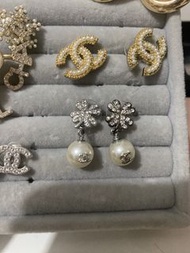 Authentic Chanel Earring 香奈兒 四葉草 閃石 耳環