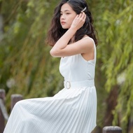 桃心領寬肩帶細褶連身裙 輕婚紗首選