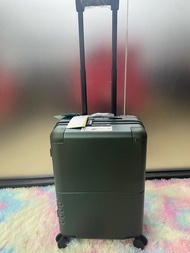 日本高端品牌CECE 20 吋行李箱 55 x 36 x 23cm