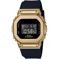 Casio CASIO G-SHOCK GM-S5600GB-1JF [G-SHOCK Compact Size Metal Covered Series Black x Gold Model