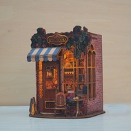 Halom book nook Tea Books DIY model