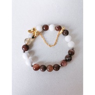 8MM Botswana Agate x Tridacna beads bracelet