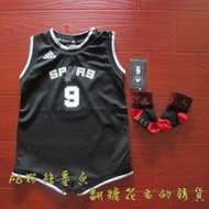 美國NBA官網愛迪達ADIDAS正品兒童寶寶小BABY新生兒包屁連身球衣PARKER帕克馬刺隊免運