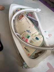 Fisher-Price Sanrio 嬰兒幼童安撫搖椅