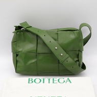 超級新（新款♥️男女皆可）Bottega Veneta 寶緹嘉 Arco 草綠色 牛皮 大格子 編織 相機包