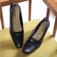 Women's shoes, women's loafers, loafers, women's work shoes, work shoes, black women's work shoes, l