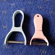 Double piller/ grater / grater / fruit grater / vegetable grater Multipurpose grater