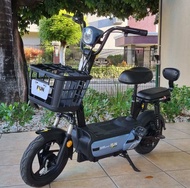 Brand new Scooter one 350W Electric Scooter