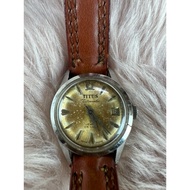 Jam Vintage Wanita berjenama