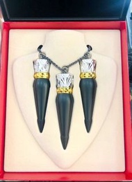 CL蘿蔔丁限量口紅套裝。最經典的三款顏色，001M，005M，002M