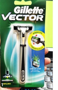 Gillette ยิลเลตต์ เวคเตอร์ Vector ใบมีดโกน 2 ชิ้น มี 2 ตัวเลือก เฉพาะใบมีด และเฉพาะด้ามโกน
