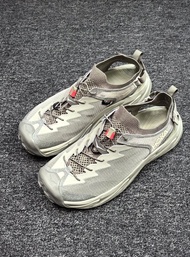 HOKA ONE ONE HOPARA 2