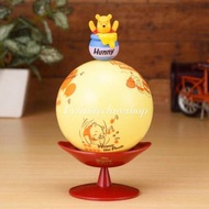 日貨sega正版已絕版Winnie the Pooh小熊維尼轉轉球擺設座枱