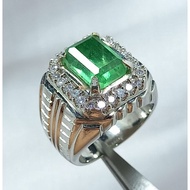 926 SILVER RING WITH COLOMBIAN EMERALD GEM ELEGANT MODEL