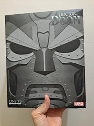 MEZCO Dr. Doom 未日博士