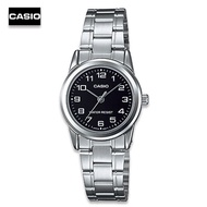 Velashop นาฬิกาข้อมือผู้หญิง Casio  สายสแตนเลสสีเงิน หน้าปัดดำ  รุ่น LTP-V001D-1BUDF LTP-V001D-1B LTP-V001D