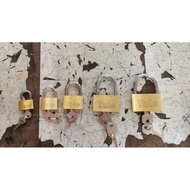yale standard brass padlock