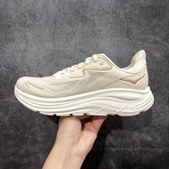 HOKA Bondi 8 米白色全新運動鞋