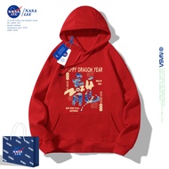 เสื้อสเวตเตอร์สีแดง NASA สำหรับเด็กชายเสื้อผ้าปีใหม่สำหรับเด็กวัยเบญจเพสมังกรเด็กผู้หญิงบุขนแบบใหม่ฤดูใบไม้ร่วงและฤดูหนาวปี2024