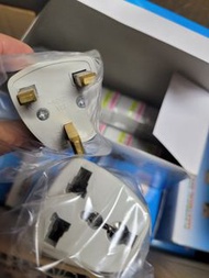 英式 13A 萬用插頭