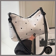 YOUYO Structured Handbag Trendy Texture Roomy Storage Space Commuters Bag Friendly