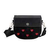 Victoria Hyde London Black Love กระเป๋าถือลายหัวใจของขวัญวันวาเลนไทน์