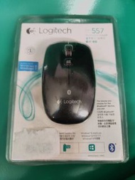 Logitech羅技 無線藍芽光學滑鼠m557