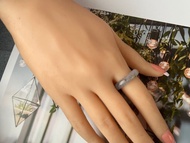 冰烏雞飄花戒指