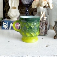 FIRE KING 青綠 x 芥末黃色 菱格咖啡杯 60年代古董 玻璃製品 MUG