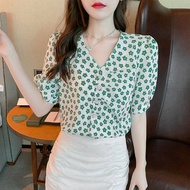 Womens short-sleeve chiffon shirt elegant floral V-neck slim-fit short-sleeved shirt goes well with 