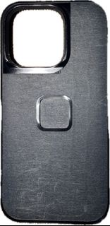 Peak Design iPhone 14 Pro Everyday Case
