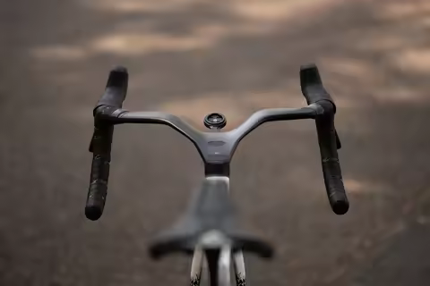 High Modulus Carbon Y1rs Road Bike Frameset 700C Super Light Di2 Groupset Compatible Racing Bicycle 