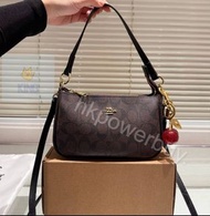 💎新到貨 COACH  馬車 旅行包 斜孭袋 手袋 水桶包 老花 牛仔 絲絨 拼色 雙肩包 背囊 禮物 情人節 書包 聖誕節 紀念日 背包  backpacks gift valentine's da