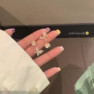 ️ ️earrings Daisy earrings high-end Feeling Butterfly