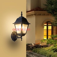 [RẺ-UY TÍN] Đèn Gắn Tường Ngoài Trời Thân Đèn Hợp Kim Phủ Sơn Đen Và Trang Bị Đui E27 HC-B011