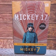 Mickey 7 edward ashton