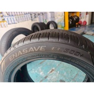Percentage Tire Second-Hand Dunlop Tires Size 205 55 R17 Year 20 Each