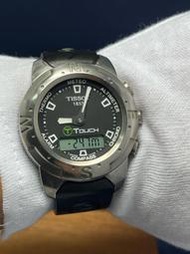 天梭 T-Touch 黑色錶盤手錶，超特別的一款瑞士錶。全原裝，剛換新電池，功能一切正常。 最後兩張照片為參考用。 錶徑