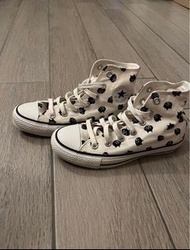 Converse  X Ne-net Nya