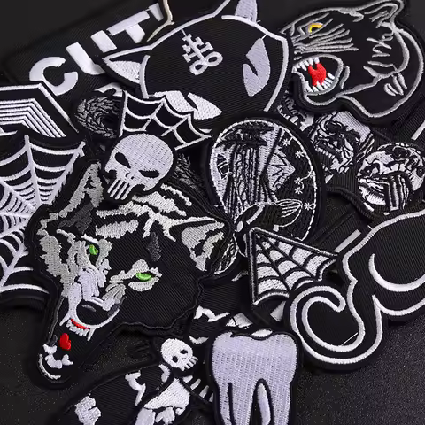 Punk Wolf Leopard Spider Web Patches Black Animal Pokers Rose Wolf Cat Appliques Iron On Bullet Toot
