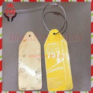 GANTUNGAN Yellow Airplane Logo Keychain DHL Boeing 757 Airplane Keychain - HM