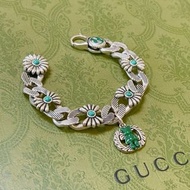 義大利奢侈時裝品牌Gucci綠松石鑲嵌雛菊小熊粗款手鍊 代購服務