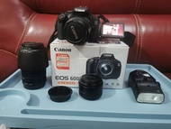 Canon 600D 單反 套裝 1機3鏡頭連閃光燈 全套3000