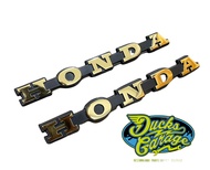 emblem tangki honda supercup c800