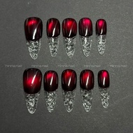 • H07 - Red water cat eye - Black eye