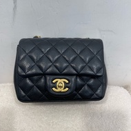 Chanel Classic Flap Mini Square 17cm 香奈兒方胖子 黑金荔枝皮