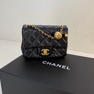 Chanel｜經典款金球方胖