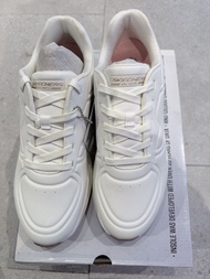 Skechers BOBS 白色休閒鞋