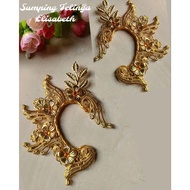 Earpiece (Elisabeth)